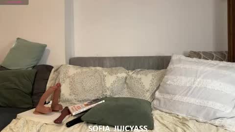 Snapshot of sofia_juicyass chatting on 04-23-26, 03:14 sofia_juicyass online show from 04-23-26, 03:14