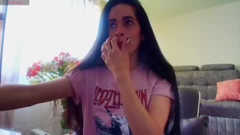 Sofia Kuleth  online show from 02-27-25, 12:23