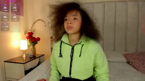 Snapshot of sofia_kay_ chatting on 06-27-26, 11:43 S O F I A online show from 06-27-26, 11:43
