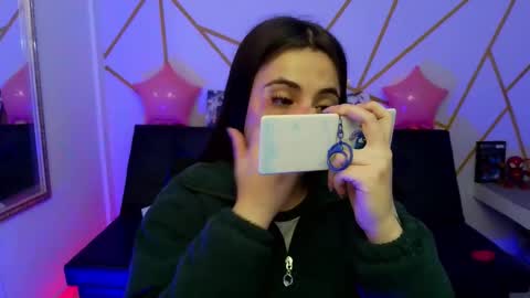 sofia_lara28 online show from 02-17-26, 12:23