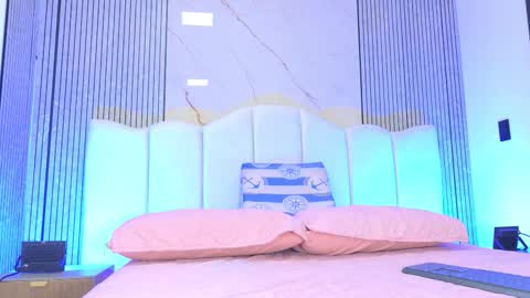 Sofia online show from 01-16-26, 03:21