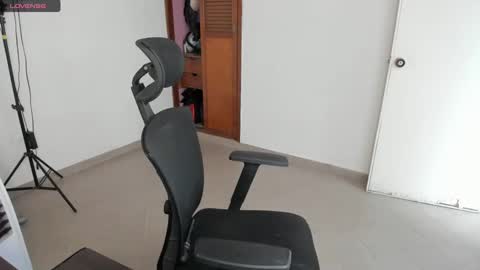 sofia_new online show from 03-06-25, 09:31