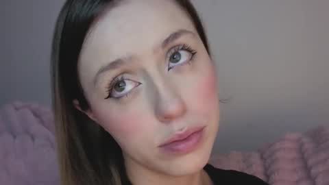 Snapshot of sofia_palacios_ chatting on 11-11-25, 03:39 online show from 11-11-25, 03:39