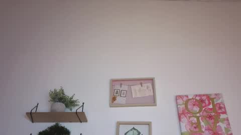 Snapshot of sofia_palacios_ chatting on 11-28-25, 03:53 online show from 11-28-25, 03:53