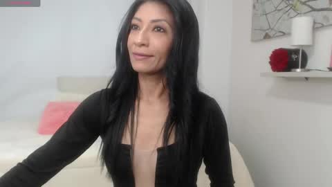 Snapshot of sofia_perez___ chatting on 05-03-26, 08:37 Sofi online show from 05-03-26, 08:37