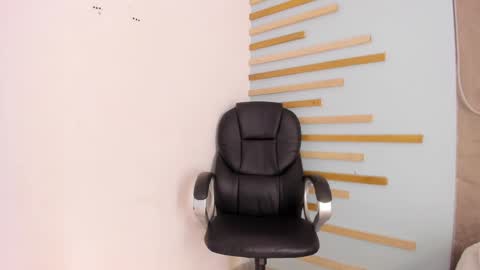 Snapshot of sofia_riveraa chatting on 12-05-24, 08:11 SOFIA online show from 12-05-24, 08:11