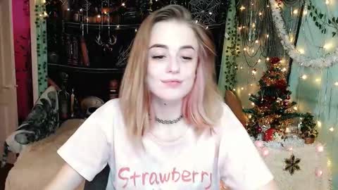 Snapshot of sofia_rosemary chatting on 01-16-26, 03:27 sofia_rosemary online show from 01-16-26, 03:27