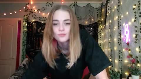 Snapshot of sofia_rosemary chatting on 02-21-26, 04:52 sofia_rosemary online show from 02-21-26, 04:52