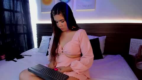 Snapshot of sofia_smithh_ chatting on 05-31-26, 07:37 Sofia online show from 05-31-26, 07:37