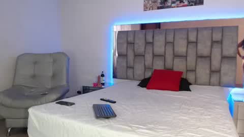 Snapshot of sofia_velez26 chatting on 06-28-26, 08:15 sofia_velez26 online show from 06-28-26, 08:15