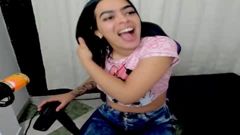 sofia online show from 02-20-25, 02:51