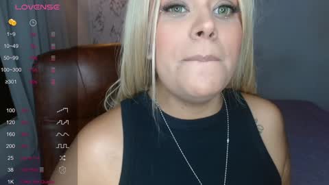 Sofi cortes626 Ig online show from 12-17-24, 01:29