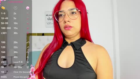 Snapshot of sofiabosch chatting on 02-08-25, 06:54 Sara online show from 02-08-25, 06:54