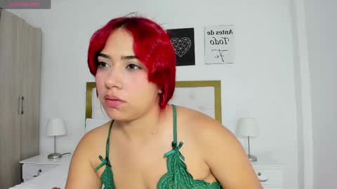 Snapshot of sofiabosch chatting on 02-22-25, 10:07 Sara online show from 02-22-25, 10:07