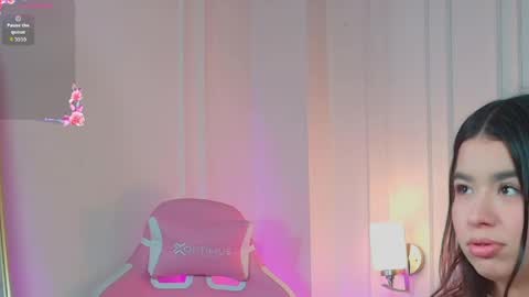 Snapshot of sofiabuitrago chatting on 06-04-26, 12:11 sofi online show from 06-04-26, 12:11