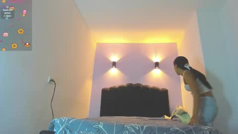 Sofia online show from 10-25-25, 02:19