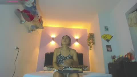 Snapshot of sofiaclaus_19 chatting on 06-08-26, 04:35 Sofia online show from 06-08-26, 04:35