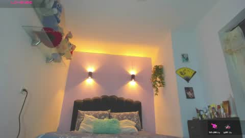 Snapshot of sofiaclaus_19 chatting on 06-16-26, 06:38 Sofia online show from 06-16-26, 06:38