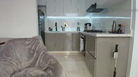 Sofa Damon   SCORE Girl online show from 11-04-25, 07:46