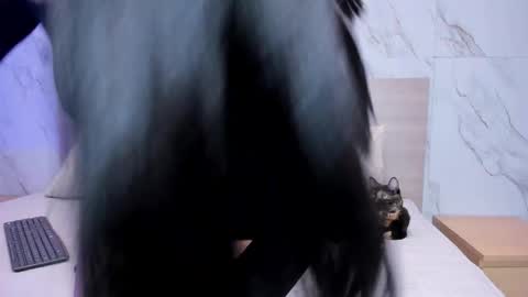 SOFI  online show from 11-30-25, 07:29