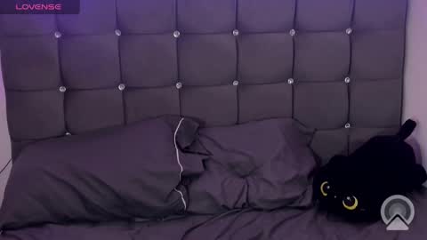 sofiakitty18 online show from 04-18-26, 08:53