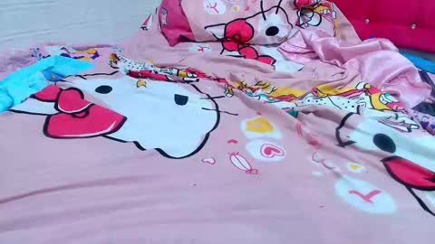 Snapshot of sofiamillerrs chatting on 12-21-25, 11:01 Sofiamillerrs online show from 12-21-25, 11:01