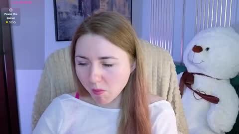 Snapshot of sofiangelaa chatting on 03-15-26, 01:33 Sofia online show from 03-15-26, 01:33