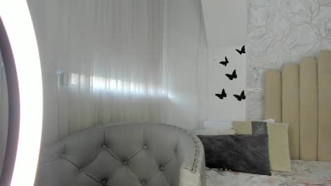 Snapshot of sofiarios04 chatting on 12-23-24, 12:41 Sofia online show from 12-23-24, 12:41