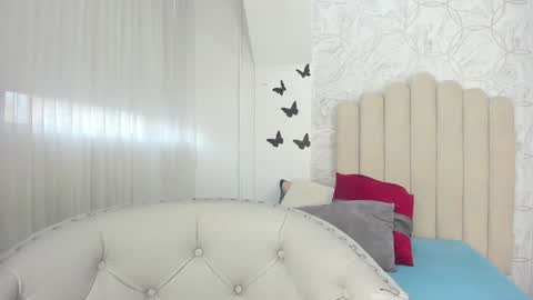 Snapshot of sofiarios04 chatting on 01-10-25, 12:04 Sofia online show from 01-10-25, 12:04