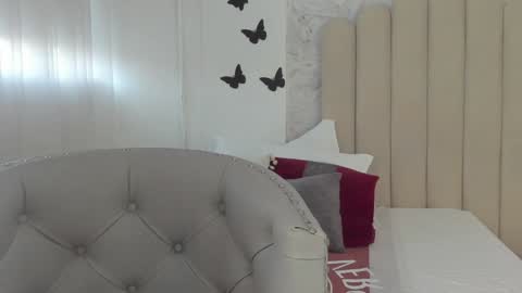 Snapshot of sofiarios04 chatting on 01-16-25, 12:42 Sofia online show from 01-16-25, 12:42