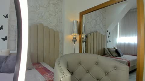 Snapshot of sofiarios04 chatting on 02-03-25, 03:27 Sofia online show from 02-03-25, 03:27