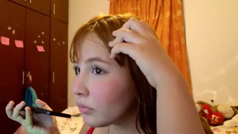 Snapshot of sofiarojast chatting on 02-16-26, 01:02 Littlered online show from 02-16-26, 01:02