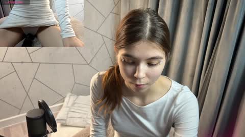 Sofia online show from 01-25-25, 02:58