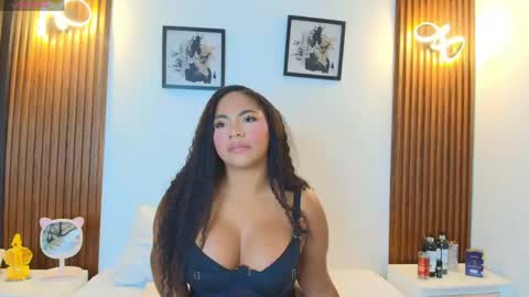 Snapshot of sofiasweett1 chatting on 06-07-26, 09:57 online show from 06-07-26, 09:57
