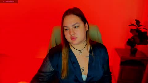 Snapshot of sofiawetsweet chatting on 02-22-26, 07:29 sofiawetsweet online show from 02-22-26, 07:29