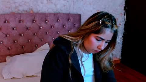 SOFIA online show from 03-20-26, 01:16