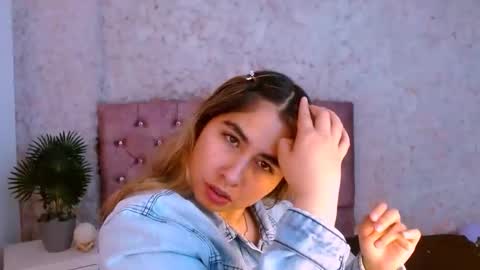 SOFIA online show from 04-16-26, 12:28