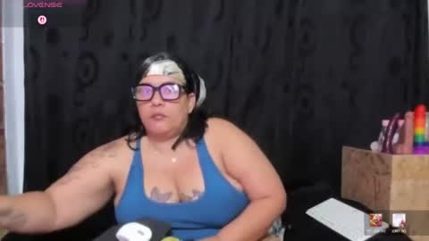 Snapshot of sofie_storm chatting on 07-02-26, 11:05 Vicky online show from 07-02-26, 11:05
