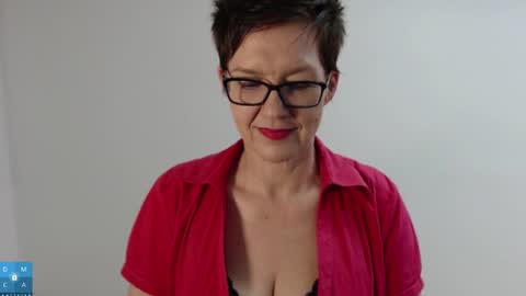 Sofie Velvet online show from 12-03-25, 06:39