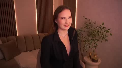 Snapshot of sofiebloom chatting on 07-11-26, 08:00 Sofie online show from 07-11-26, 08:00