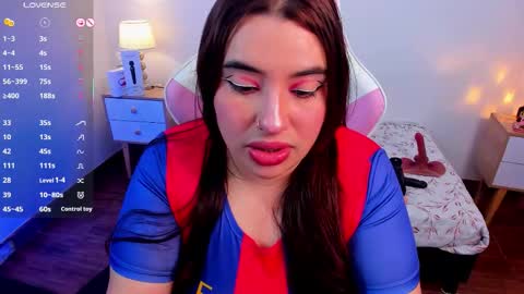 Snapshot of sofiflex chatting on 10-31-25, 04:13 - . - . online show from 10-31-25, 04:13