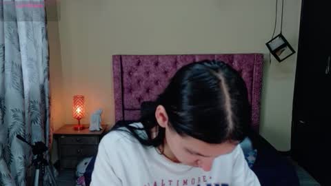 sofii_cute01 online show from 02-04-26, 12:22