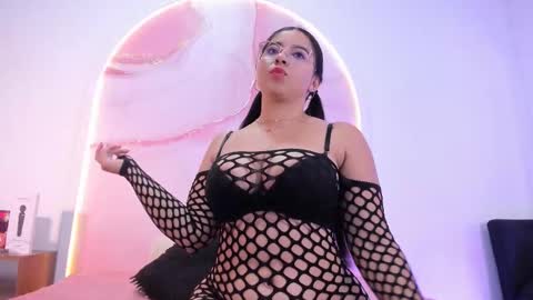 Sofii Lopezz online show from 10-16-25, 11:44