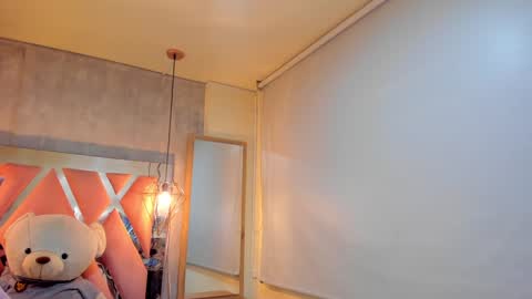 Snapshot of sofii_miller_ chatting on 01-25-25, 01:10 online show from 01-25-25, 01:10