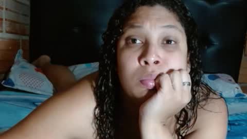 Snapshot of sofiia_77 chatting on 11-30-25, 01:15 sofi online show from 11-30-25, 01:15