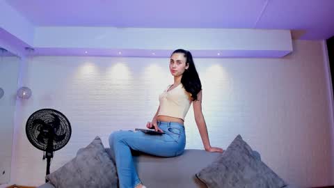 Sofiia  Everyday From 1400 to 2200 Col Time online show from 02-10-26, 06:56