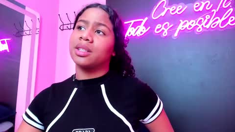 sofiifox online show from 03-05-25, 07:38