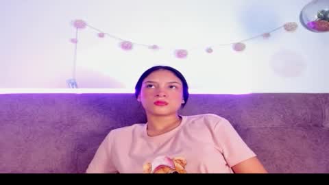 SofiLuxurya online show from 12-22-25, 12:57