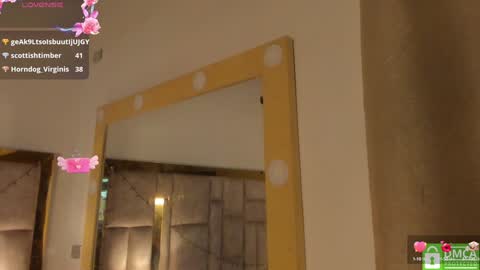 Sofia online show from 02-05-25, 03:02