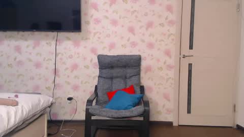 Snapshot of sofiyaruch chatting on 04-26-26, 08:12 Kaitbrunette and SofiblondeWelcome room Private is Open Make us happy online show from 04-26-26, 08:12